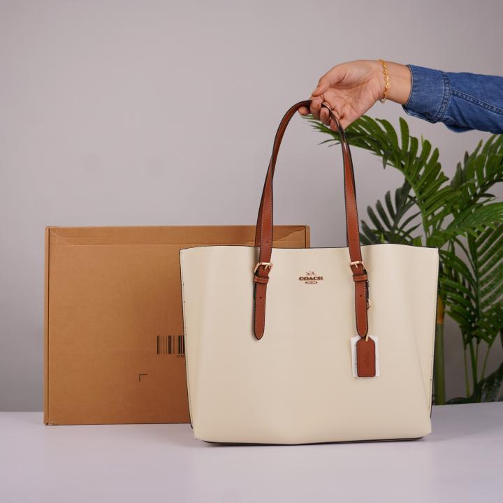 Co-a-ch Mollie Premium Leather Tote Bag With OG Box & Dust Bag