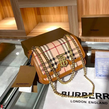 B-U-R-B-E-R-R-Y TB MONOGRAM QUILTED SHOULDER BAG WITH OG BOX & DUST BAG PREMIUM (CHEKS)