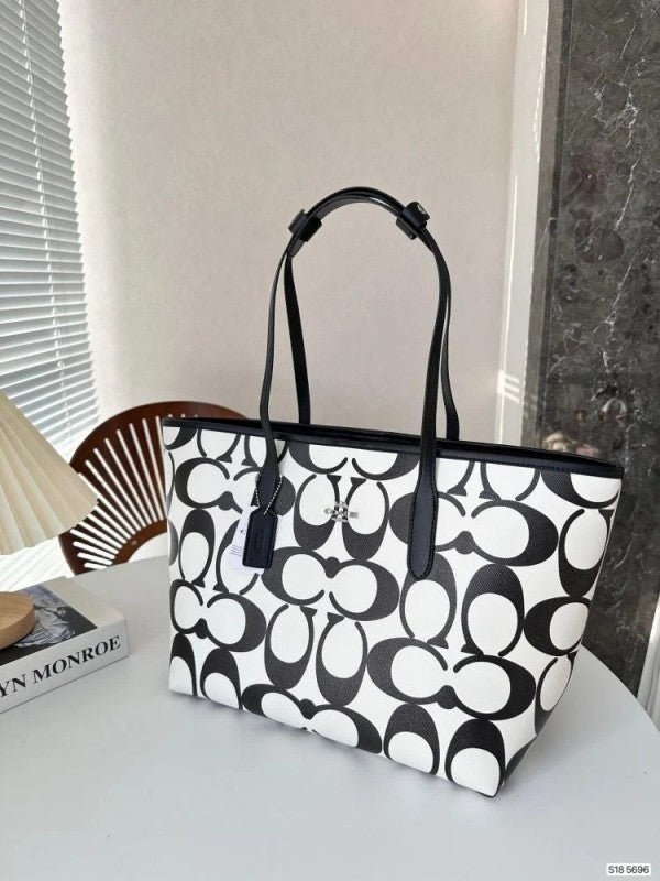 COACH_SIGNATURE_CITY_LIMITED_EDITION_PREMIUM_TOTE_BAG_WITH_OG_MAGNETIC_BOX_ AND _DUST_BAG_ BLACK_WHITE