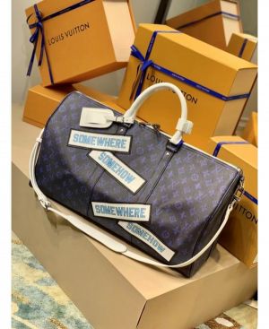 L-O-U-IS V-U-IT-TO-N L-V M58979 KEEPALL BANDOULIRE SOMEWHERE SOMEHOW PREMIUM MONOGRAM UNISEX DUFFLE BAG