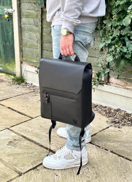 LOU-IS VU-IT-TON LV AEROGRAM FASTLINE BACKPACK