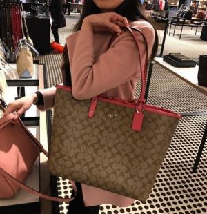 C-OA-CH SIGNATURE CITY TOTE BAG