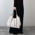 T-OD-S T TIMELESS PREMIUM QUALITY LEATHER BAG & OG MAGNETIC BOX