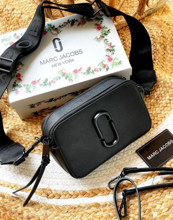 M-A-R-C J-A-C-O-B-S SNAPSHOT CROSSBODY BAG WITH 2 BELTS OG BOX & DUST BAG PREMIUM (ALL BLACK)