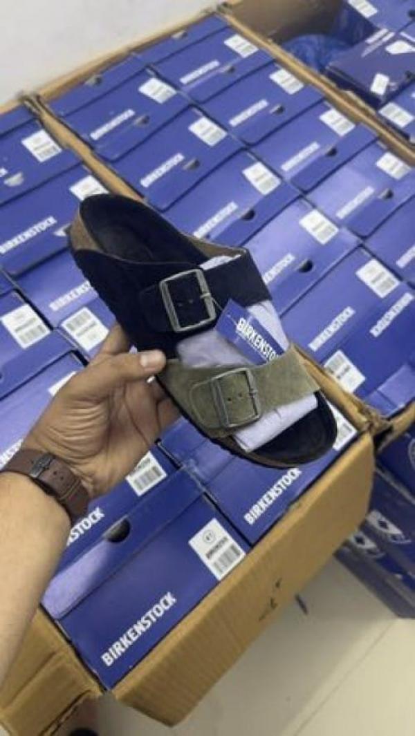 B-I-R-K-E-N-S-T-O-C-K ARIZONA SLIDES WITH OG BOX PREMIUM (BLACK GREEN)