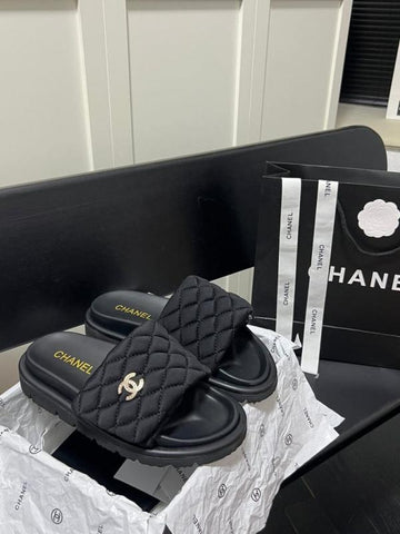 C-H-A-N-E-L CAMELLIA CLASSIC FLIP FLOPS WITH OG BOX & CARRY BAG PREMIUM (BLACK)