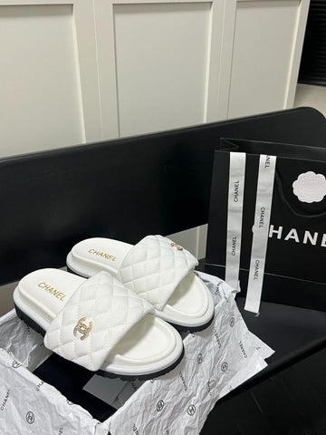 C-H-A-N-E-L CAMELLIA CLASSIC FLIP FLOPS WITH OG BOX & CARRY BAG PREMIUM (WHITE)