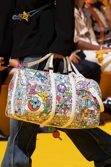 L-V LOUIS VUITTON L-V M KEEPALL BANDOULIRE CHARACTER PREMIUM UNISEX DUFFLE BAG WHITE