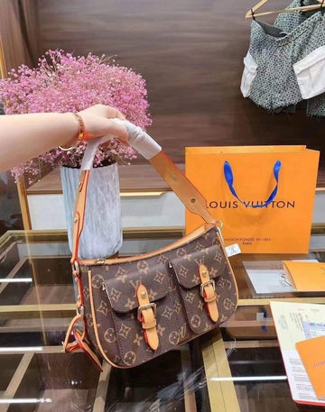 LVTN Mesenger Bags