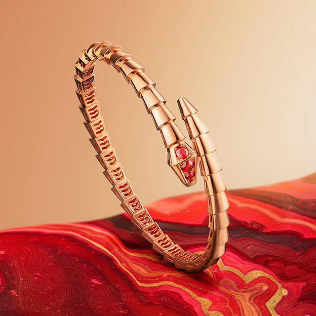 BVL-GA-RI SER-PENTI VIPER HAND BRACELET