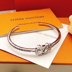 LVTN Iconic Cuff Diamond Bracelet