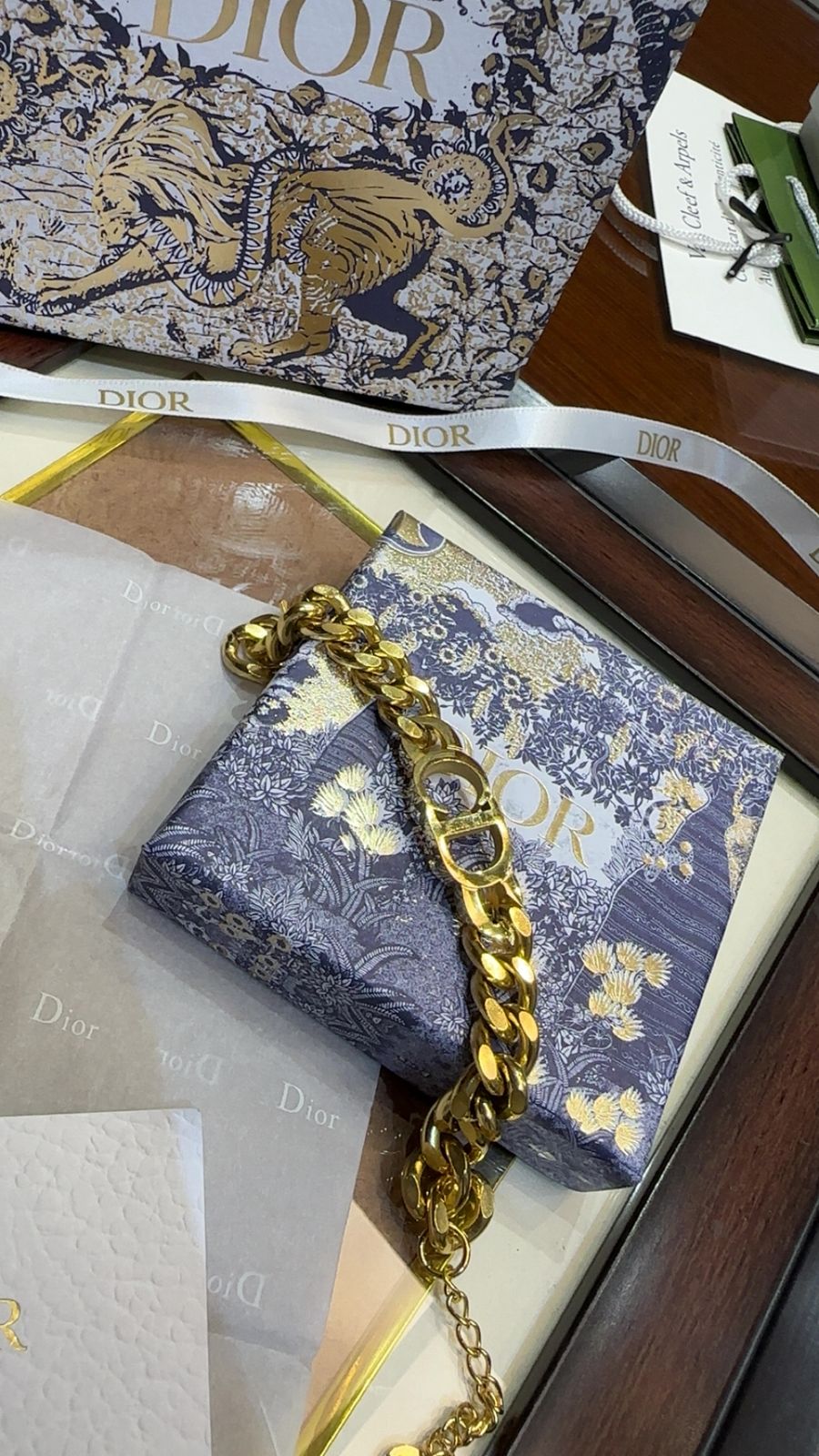 High End Di-or Bracelete available
