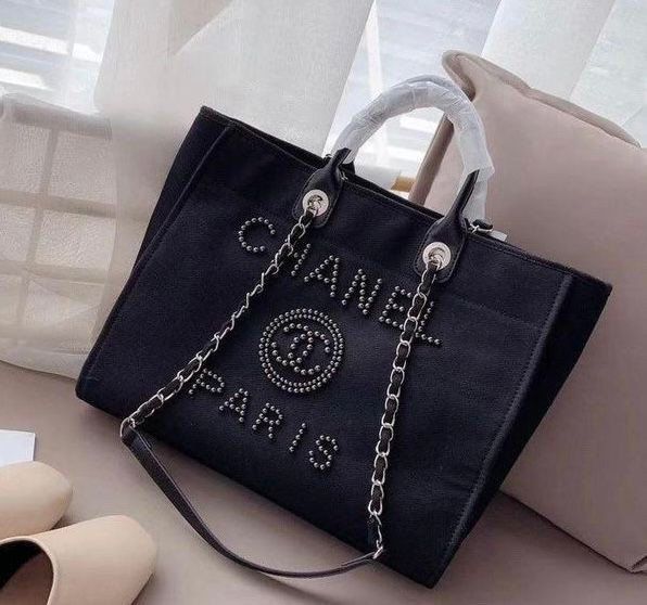 CHA-NEL LARGE RUE CAMBON JUTE BAG