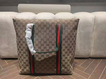 G-U-CC-I GG SUPREME TENDER TOTE BAG