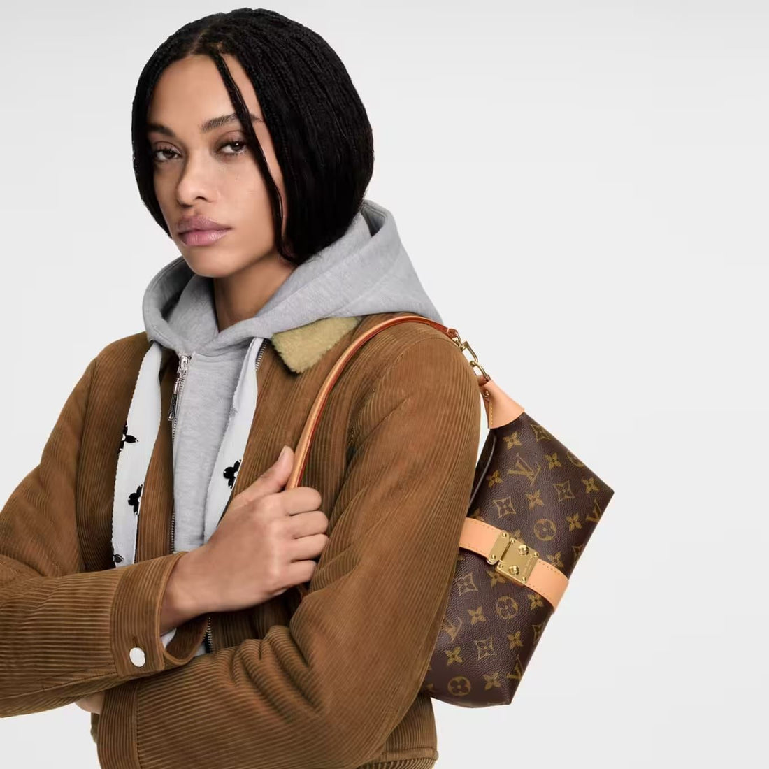 LOU-IS VU-IT-TON POCHETTE MIA SHOULDER BAG