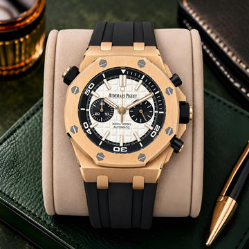 A-UD-EMARS P-IGUET ROYAL OAK OFFSHORE CHRONOGRAPH – ROSE GOLD & WHITE