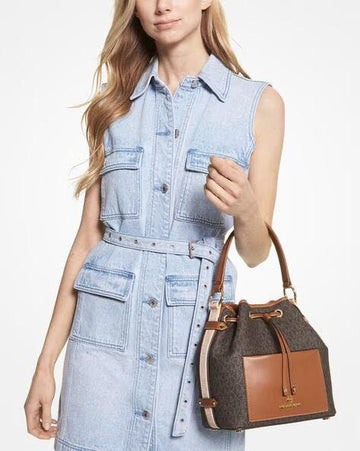 M K-O-R-S MAEVE MEDIUM BUCKET BAG